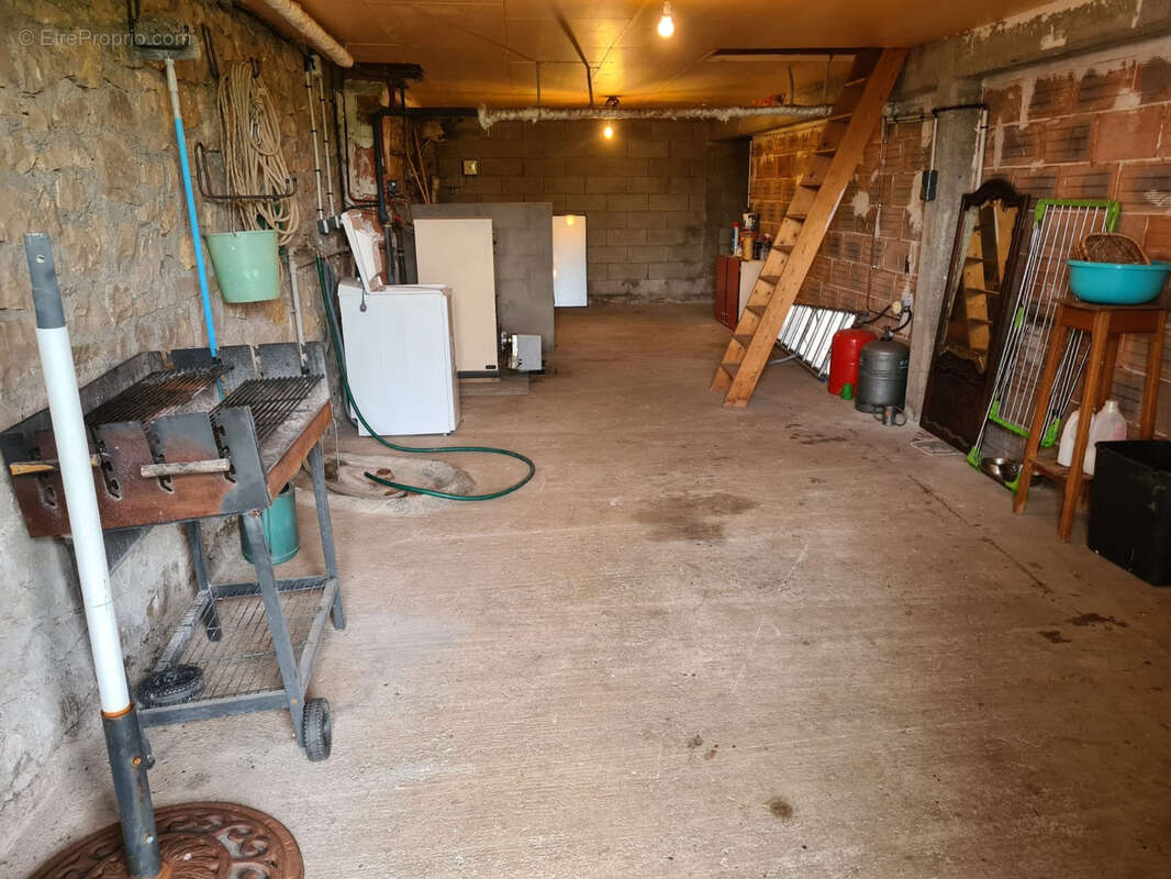 Maison à SAINT-GENIEZ-D'OLT