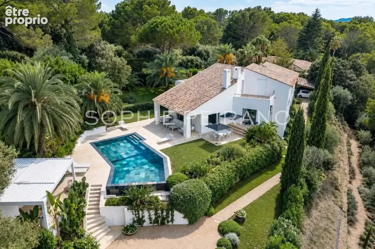 Maison à MOUGINS