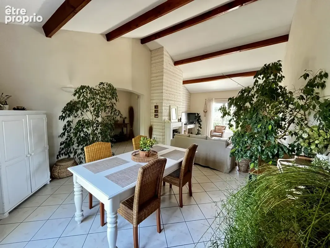 Brains - Maison de 108 m2 sur une parcelle de 931 m2 - photo 3