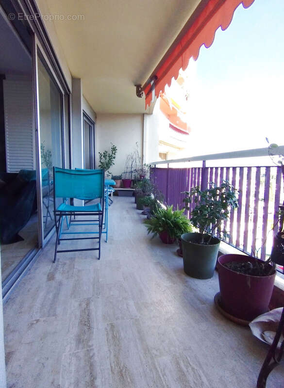 Appartement à MANDELIEU-LA-NAPOULE