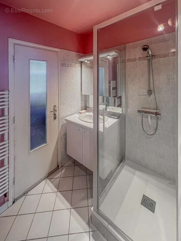 Appartement à SAINT-EGREVE
