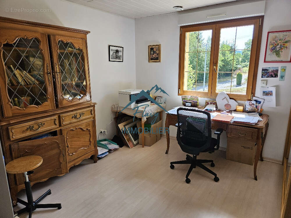 Maison de 2006 avec 5 chambres - La Forge - photo 11