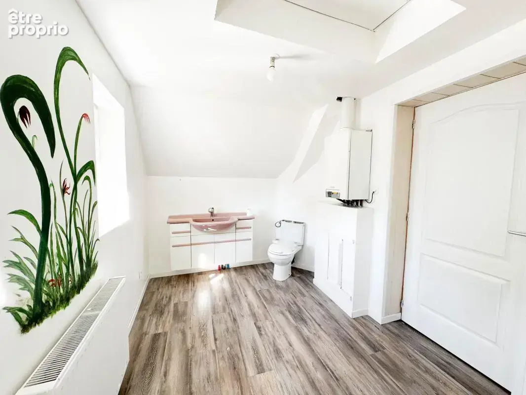 Maison mitoyenne en triplex de 170 m² avec jardin et garage au coeur de Lingolsheim - photo 7