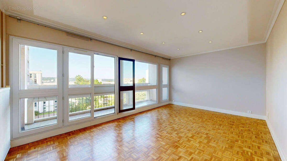 NANTERRE - Appartement 3 pièces avec balcon, parking et cave. - photo 6