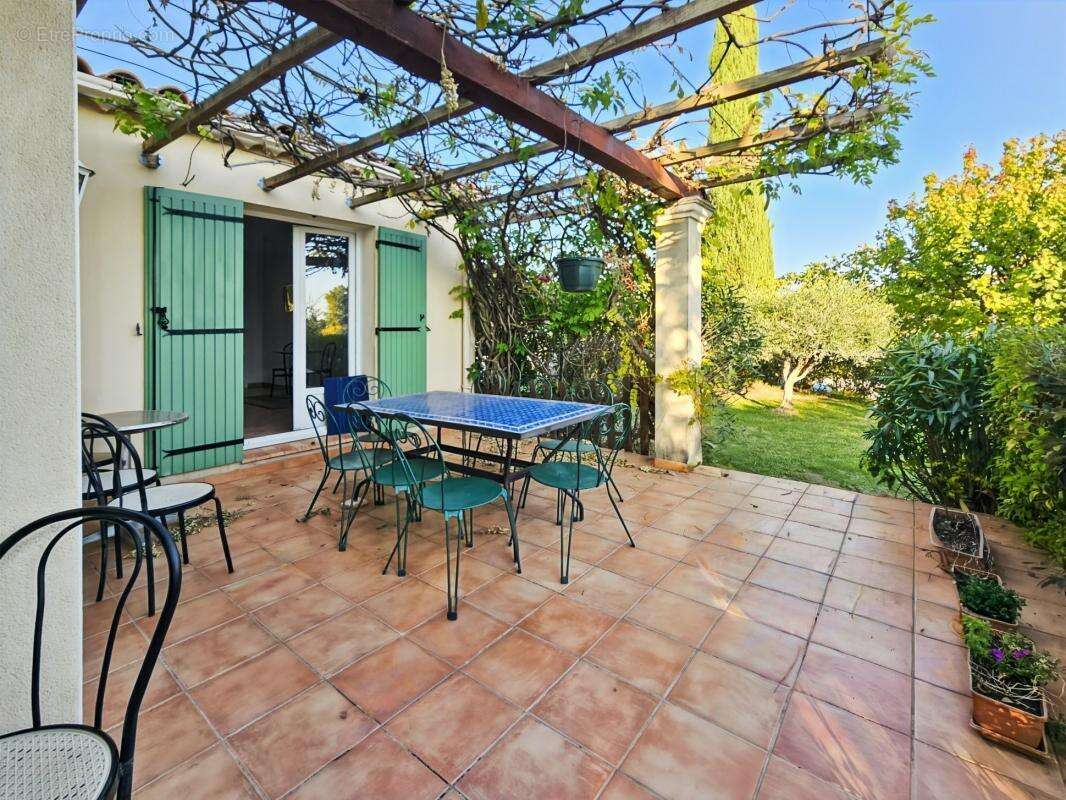 Maison à UZES