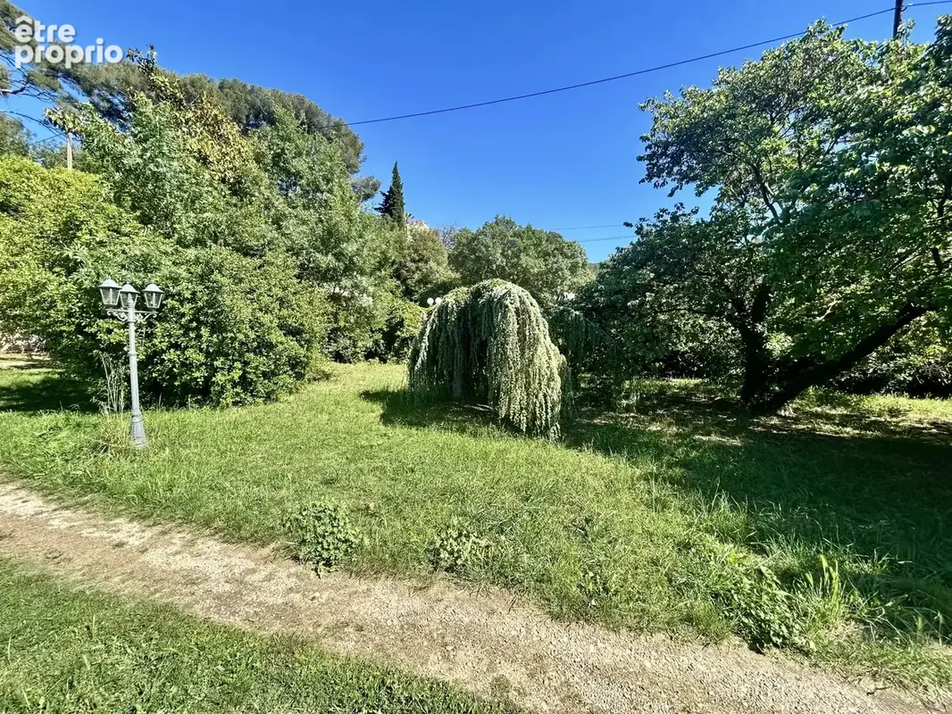 Terrain de 800 m² avec bâti cadastré de 26 m² - photo 3