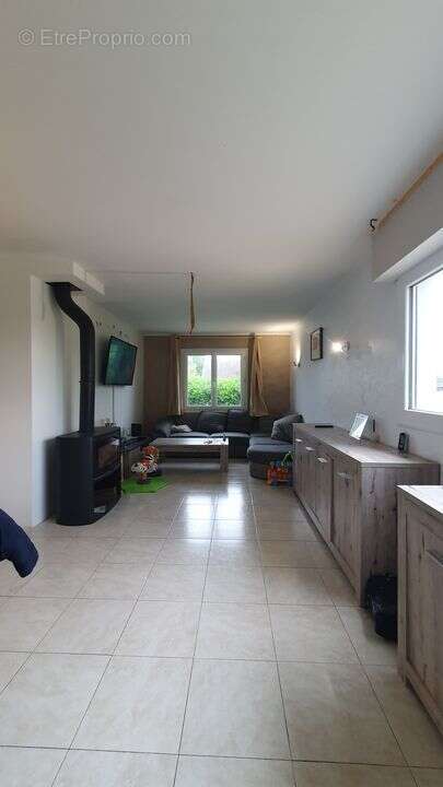 Maison à AUTRUY-SUR-JUINE