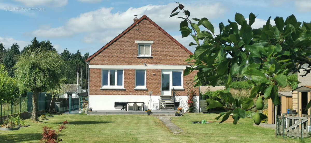 Maison à BEUVRY-LA-FORET