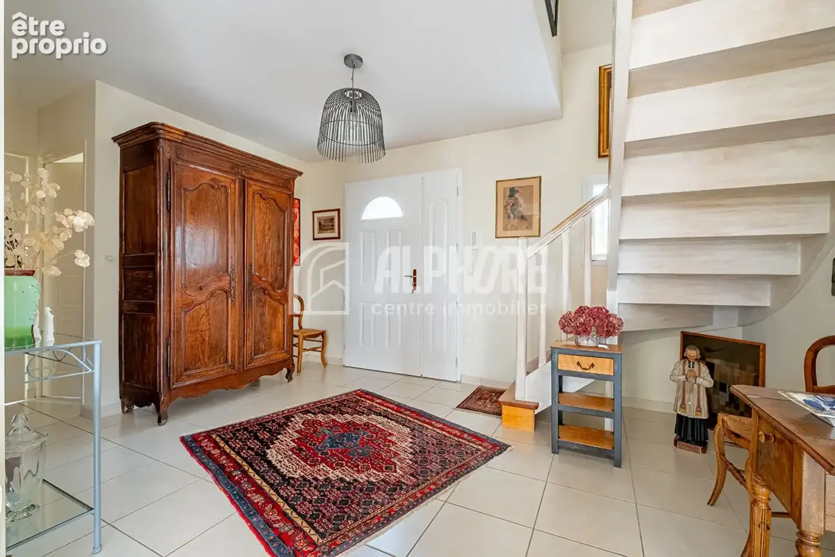 Maison 183m² , 5 chambres, double garage . - photo 4