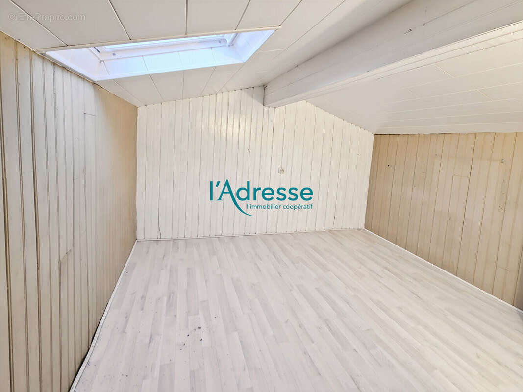 Maison à MONTREVAULT