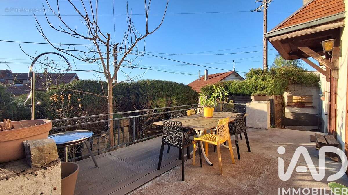 Photo 4 - Maison à BYANS-SUR-DOUBS