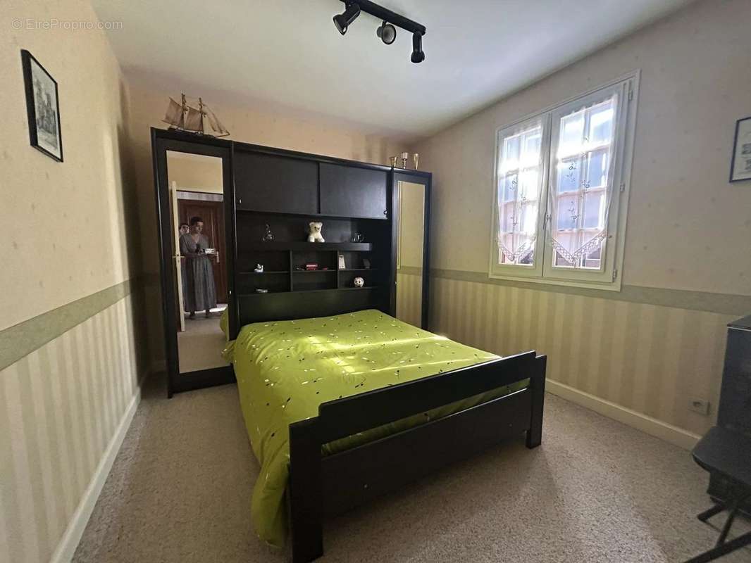 Maison à SAINT-JEAN-D&#039;ANGELY