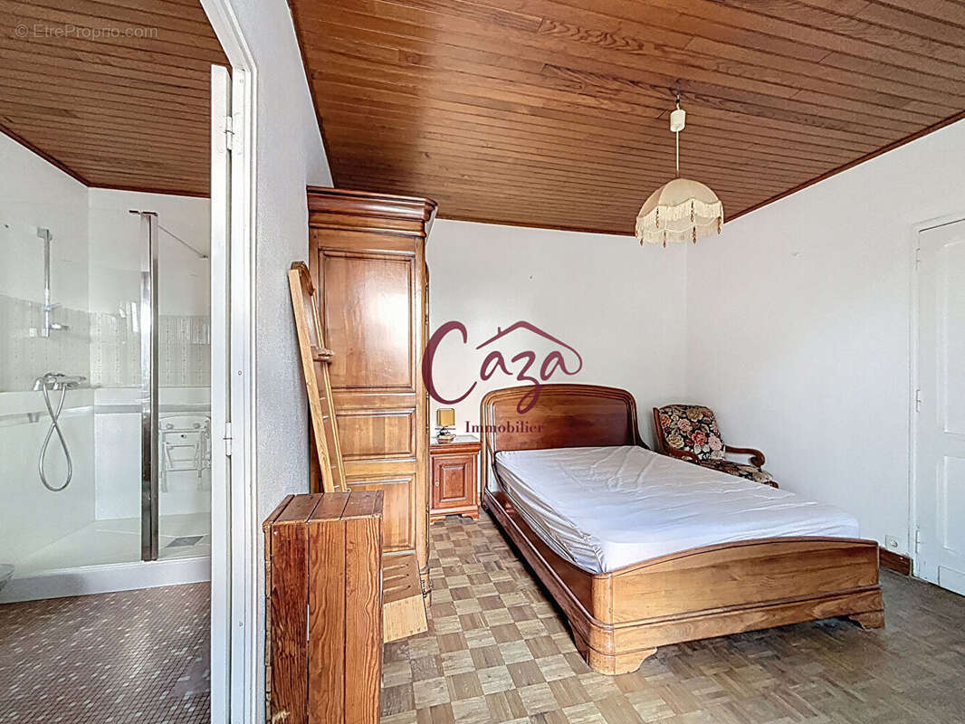 Maison à CAMBLANES-ET-MEYNAC