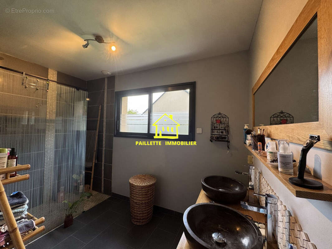 Maison 153 m² à Saint-Romain-De-Colbosc  - photo 8