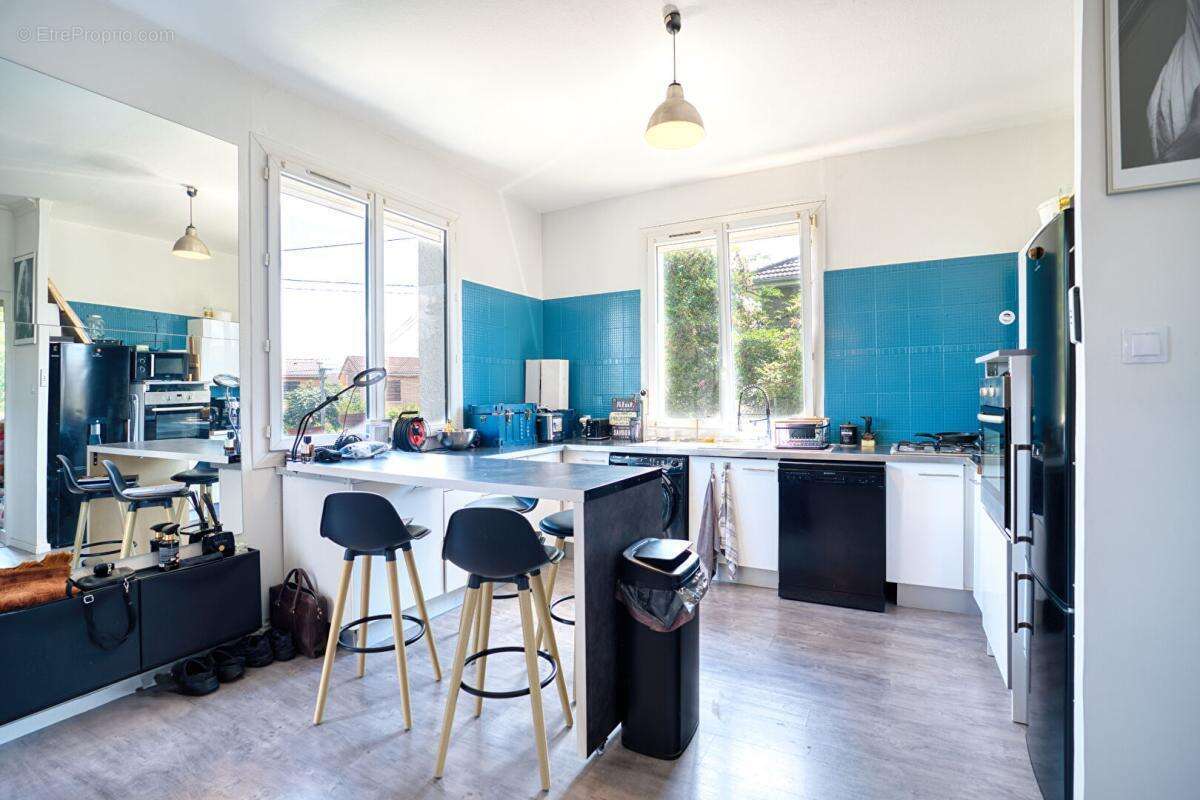 Maison à VAULX-EN-VELIN