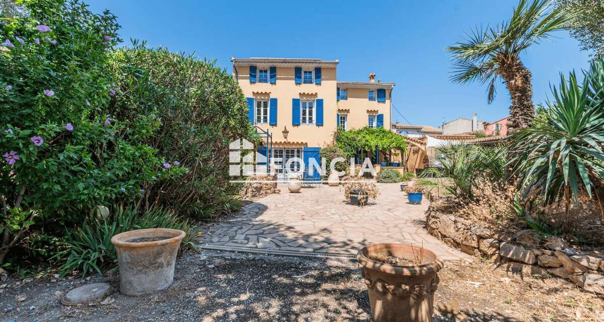 Maison à SIX-FOURS-LES-PLAGES