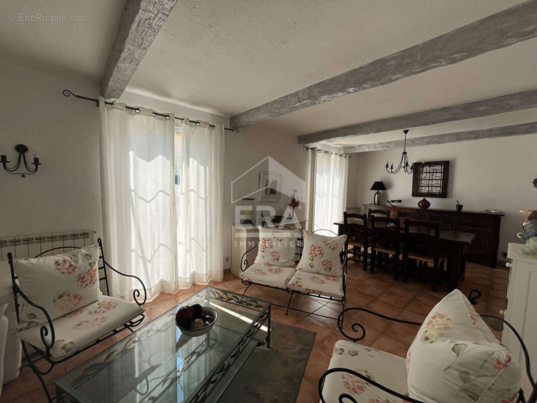 Maison à CHATEAUNEUF-LES-MARTIGUES