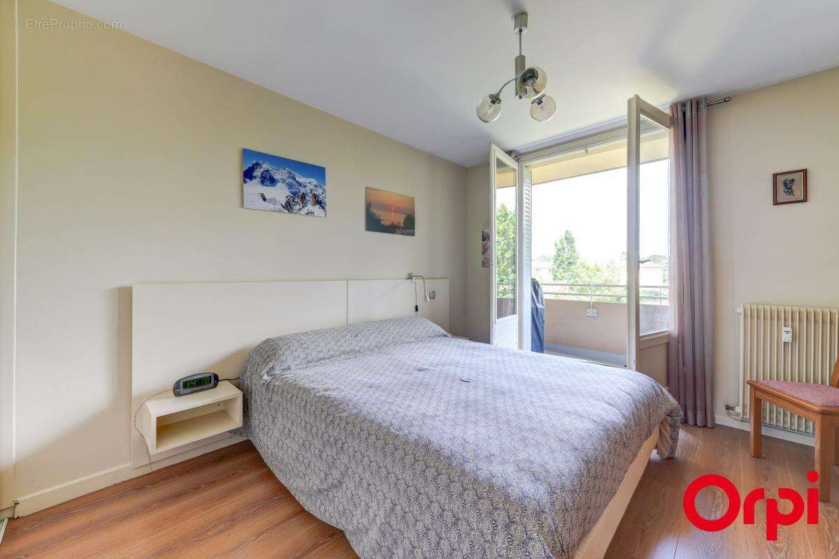 Appartement à CALUIRE-ET-CUIRE