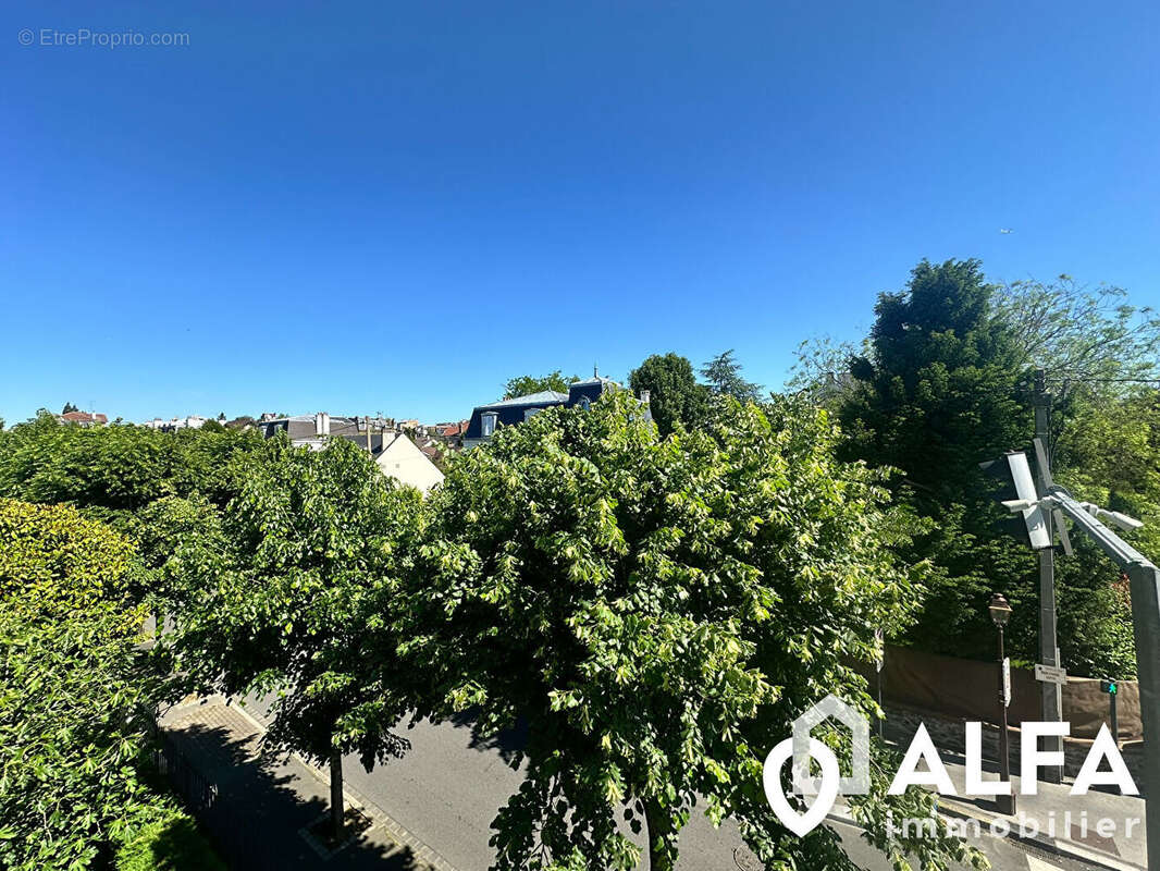 Appartement à ENGHIEN-LES-BAINS