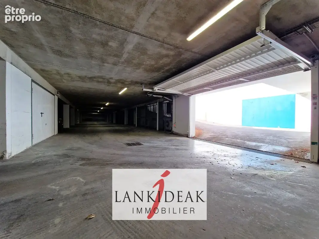 Place de parking privative en sous-sol - photo 5