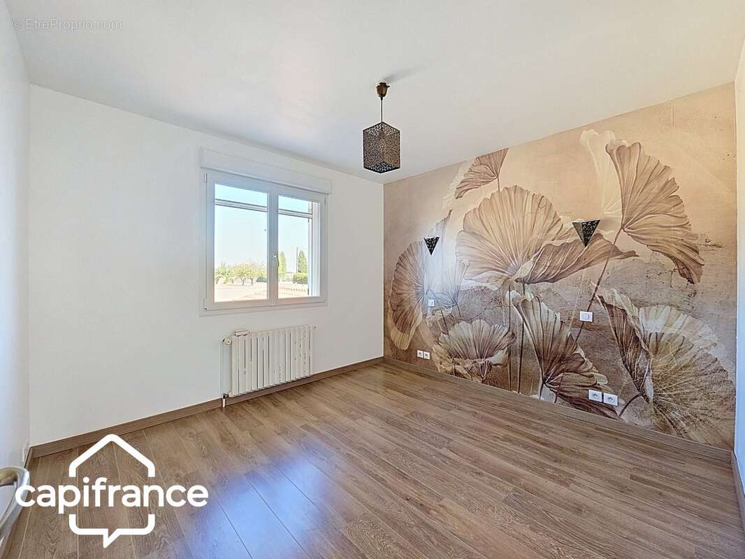 Maison sur sous-sol 121 m² – 5 chambres – terrain clos 1 305 m² – Saint-Jacques-de-Thouars, proximité immédiate de Thouars - photo 8