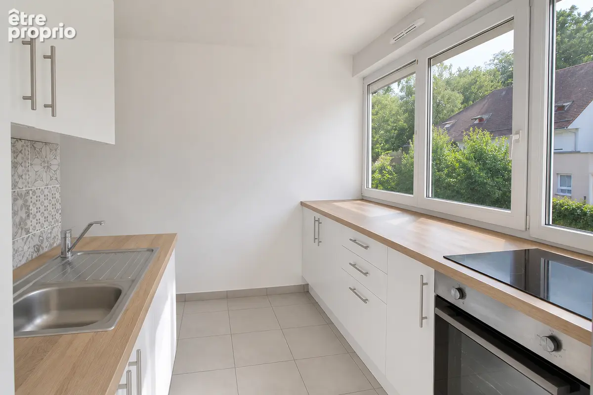 Appartement Epernon 4 pièce(s) 84.53 m2 - photo 3