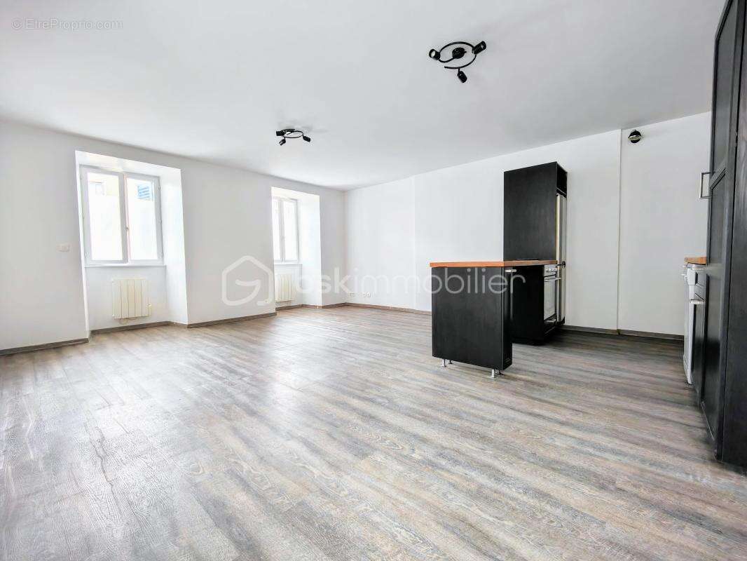 Appartement type studio rénové en rez de chaussée - photo 7