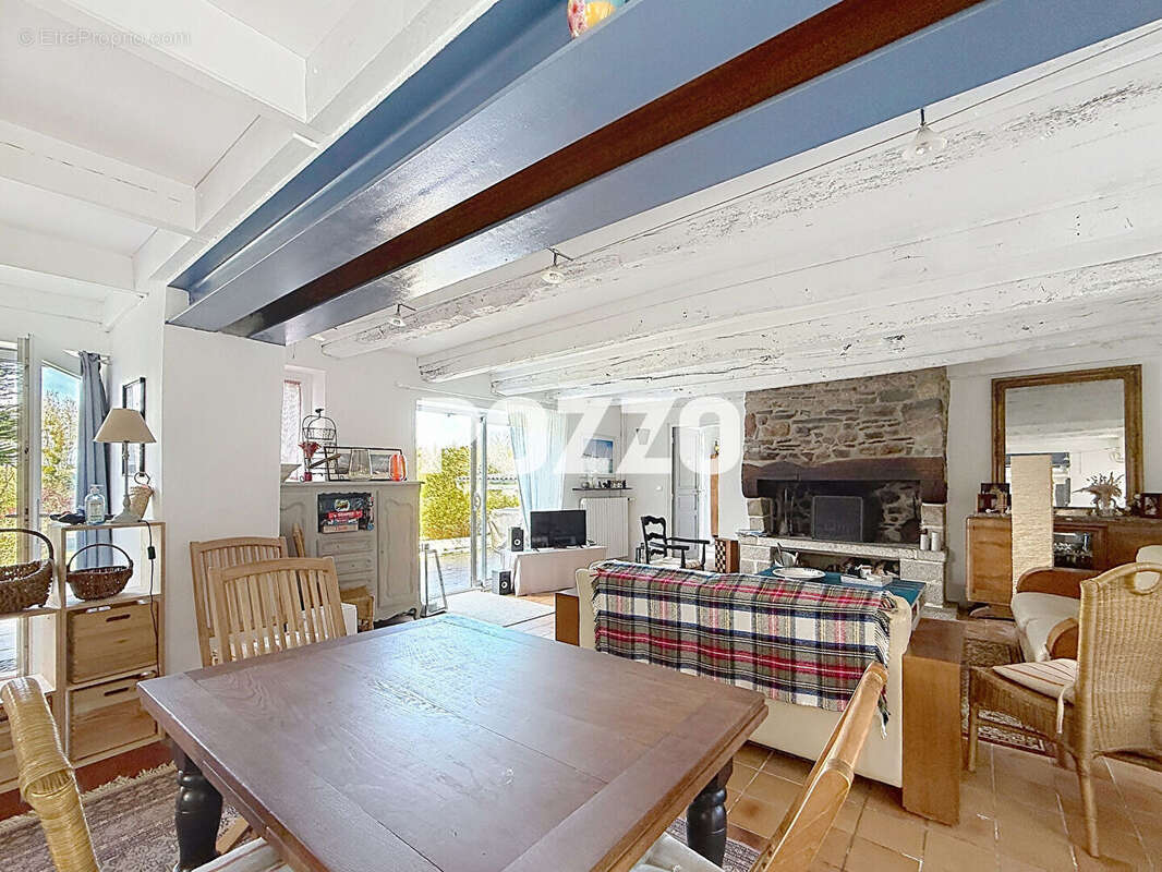 Maison à JULLOUVILLE