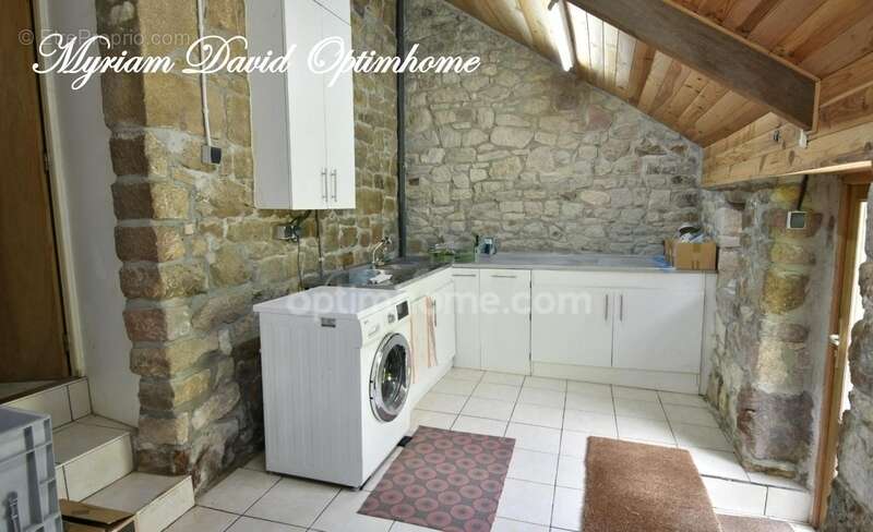 Maison à GLOMEL