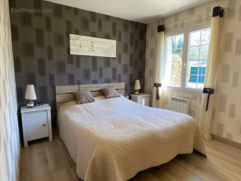 Maison à PONT-L'EVEQUE