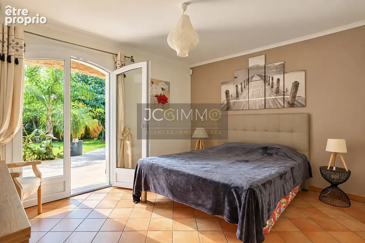 CARQUEIRANNE (BEAU VÉZÉ) - Maison T6 171 m2 - Terrain 5 202 m2 - Double Garage 43 m2 - Pool House - Piscine - - photo 15