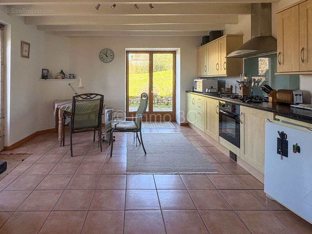Maison à RUFFEC