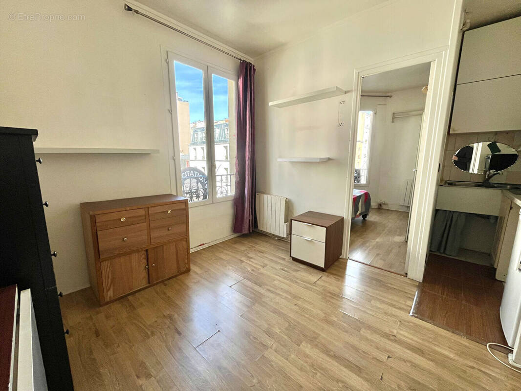 Appartement à PARIS-17E
