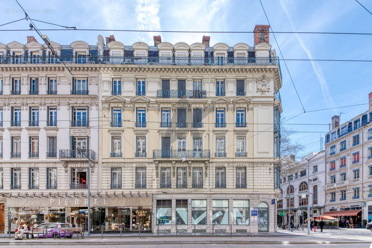 Appartement à LYON-6E