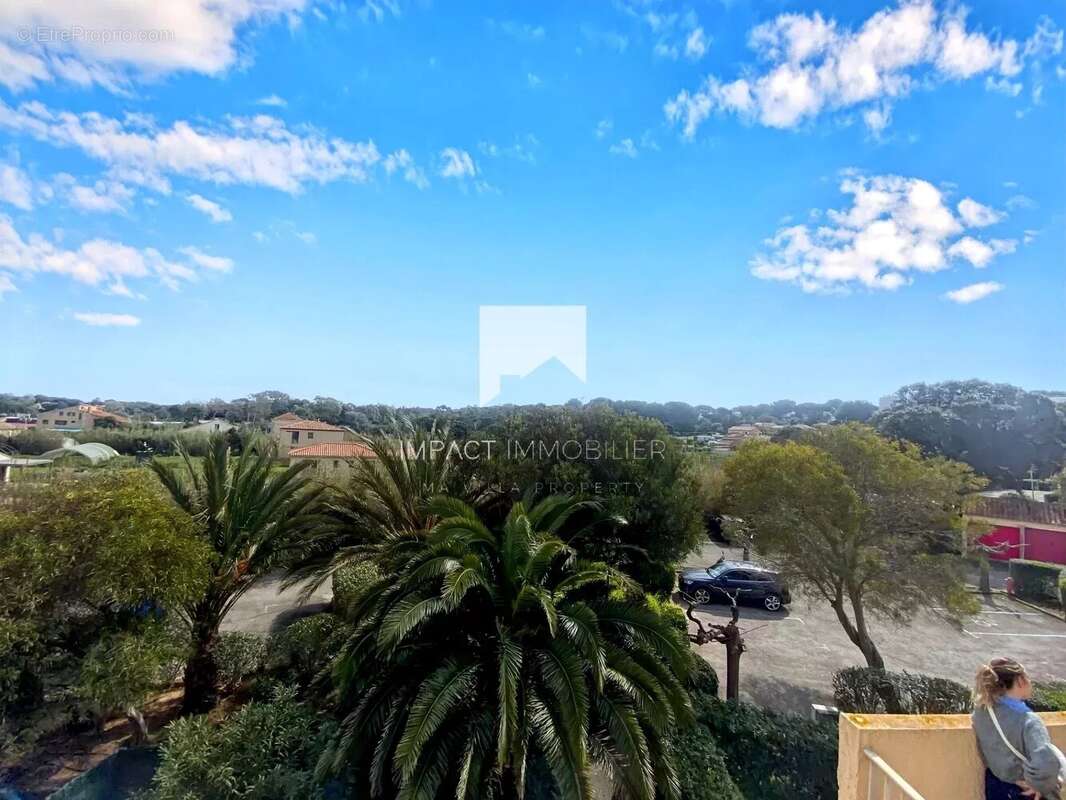 Appartement à HYERES