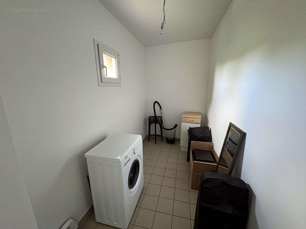 Appartement de 67 m² type 2 pièces proche toutes commodités - photo 5