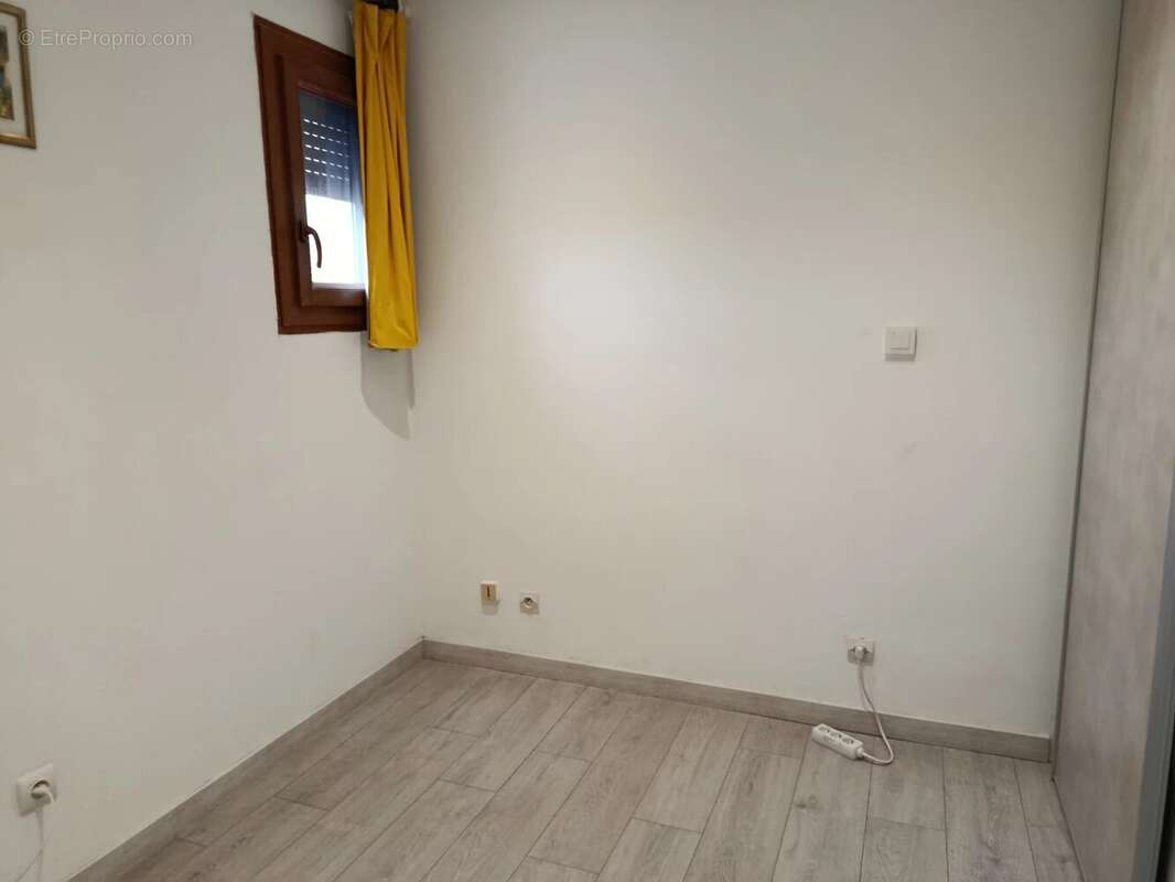 Appartement à LA LONDE-LES-MAURES