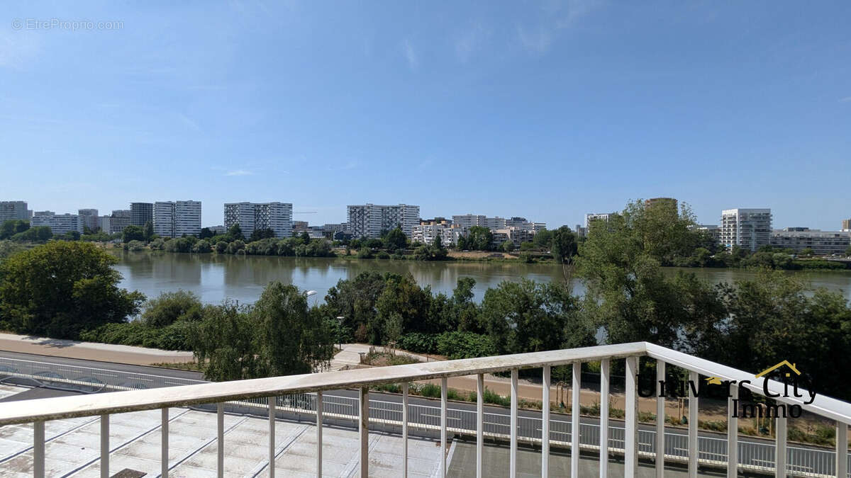 Appartement à SAINT-SEBASTIEN-SUR-LOIRE