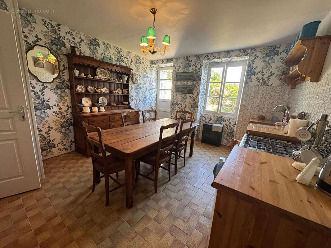 HAUTE VIENNE -Belle maison présentée avec gîte et piscine. - photo 11