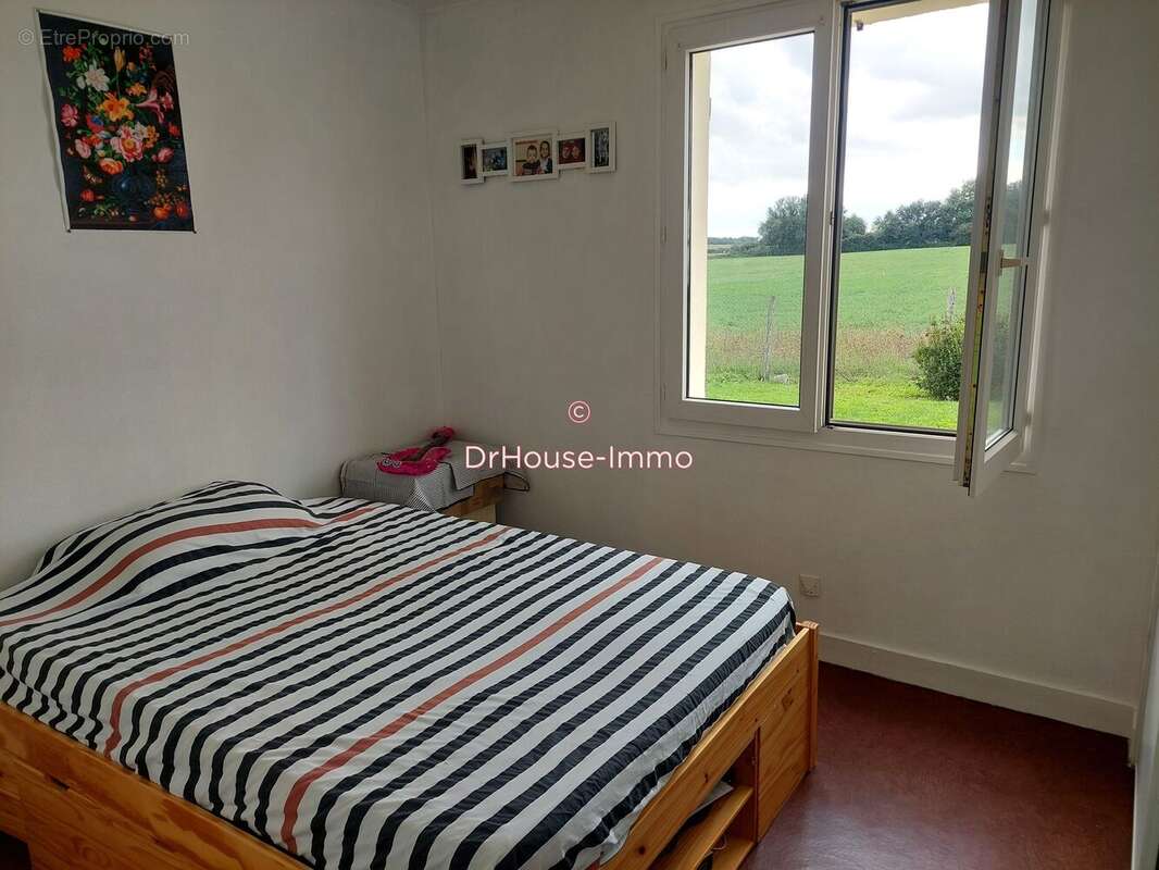 Maison à CORME-ECLUSE