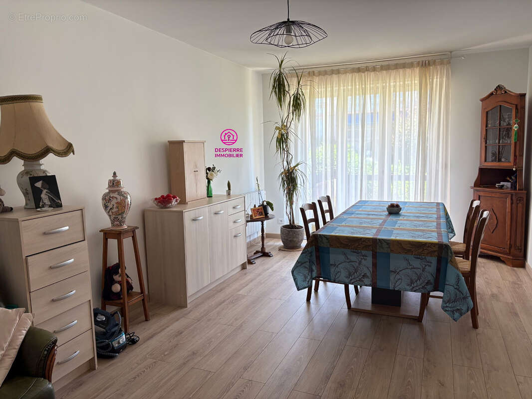 Appartement à ROUSSILLON