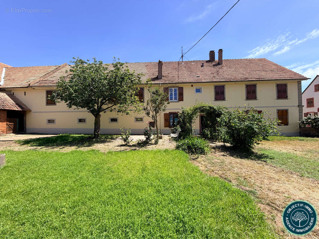 Exceptionnel corps de ferme  batisse de 350 m2  47 ares - photo 6