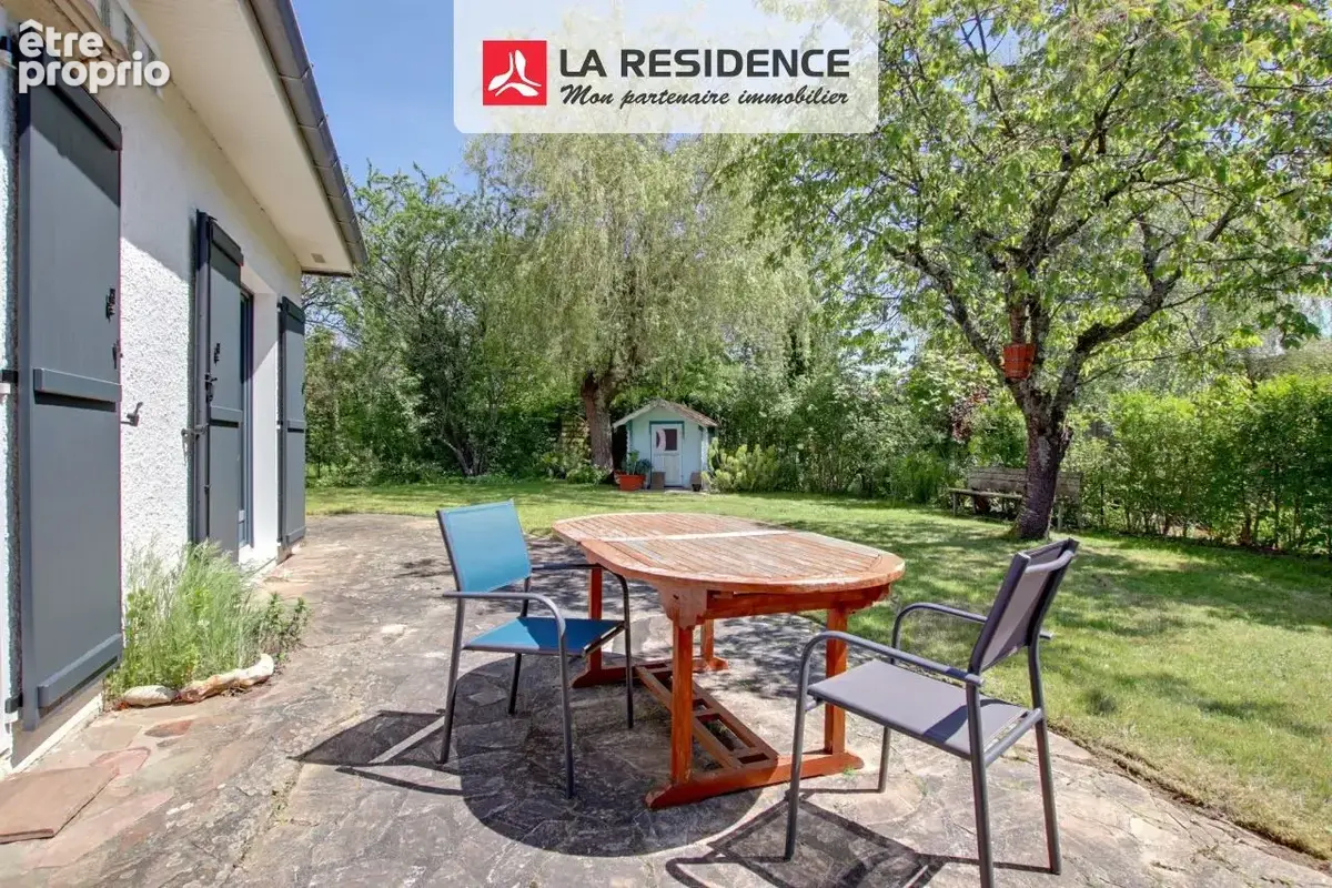 Maison 7 pièces 148 m² à vendre à Coignieres (78310) - photo 1