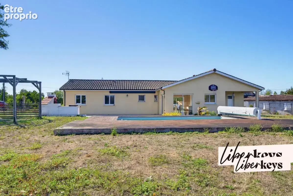  ANGLADE (33390) — Maison T6 (155 m²) avec piscine, boulodrome & cuisine d'été sur terrain clos de 1 400 m² - photo 7