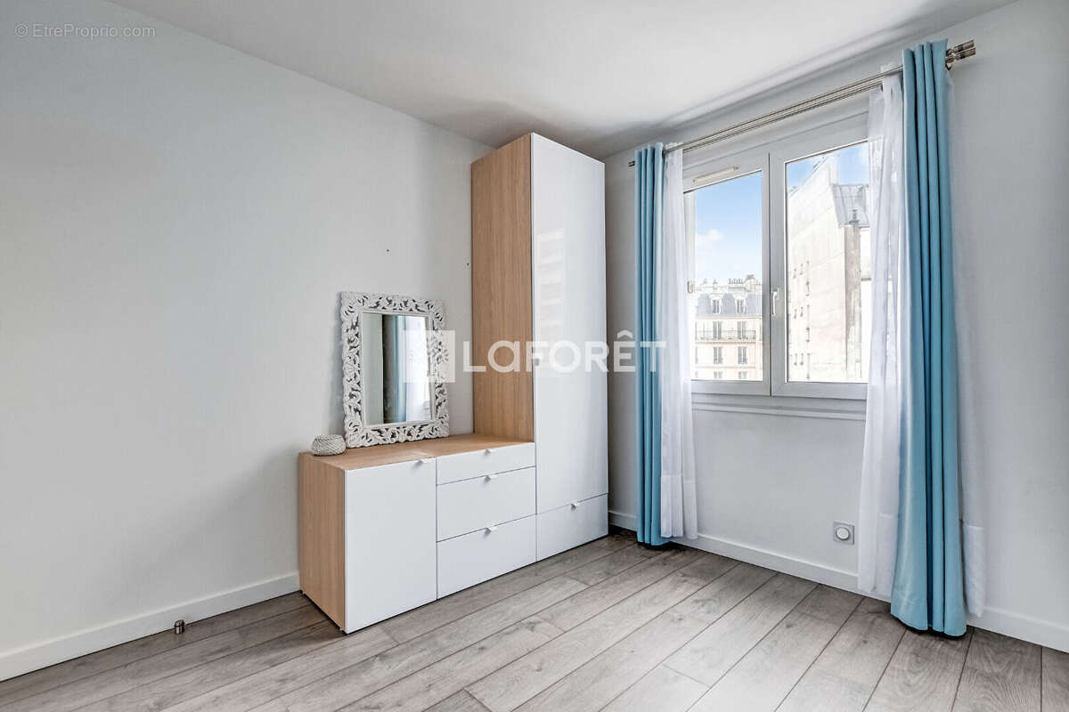 Appartement à PARIS-12E