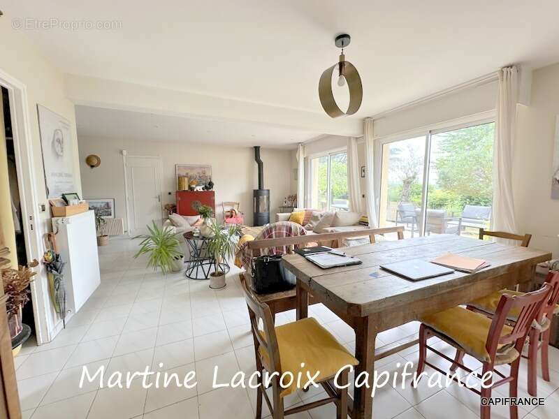Maison à CHERRE