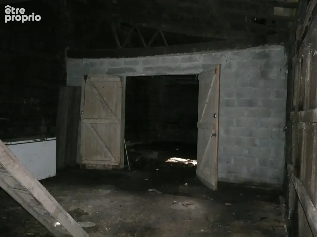  BURIE (17) A Vendre CORPS de FERME et Ses Nombreuses Dépendances  - photo 38