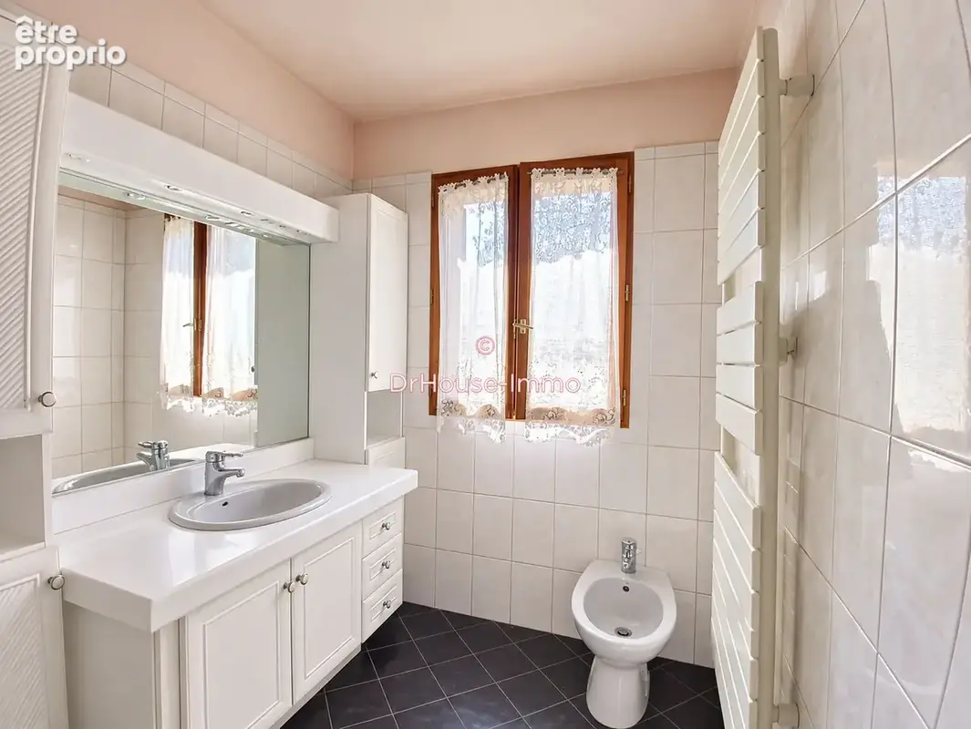Maison 5 pièces 136 m² à vendre à Livry-Gargan (93190) - photo 8