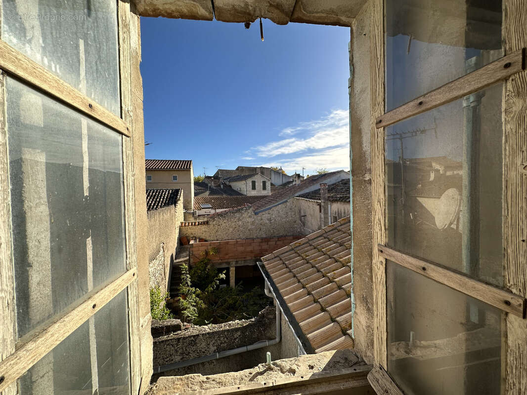 Mouriès (13) : Maison de village spacieuse sur 3 niveaux - photo 11