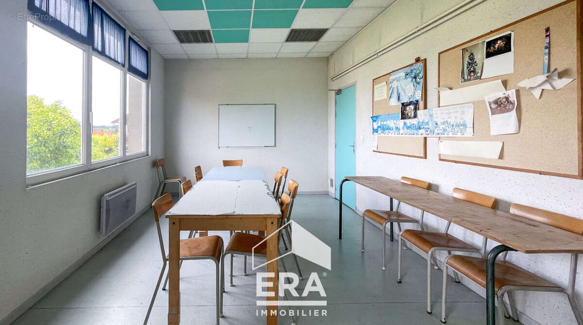 Commerce à SAINT-JUERY